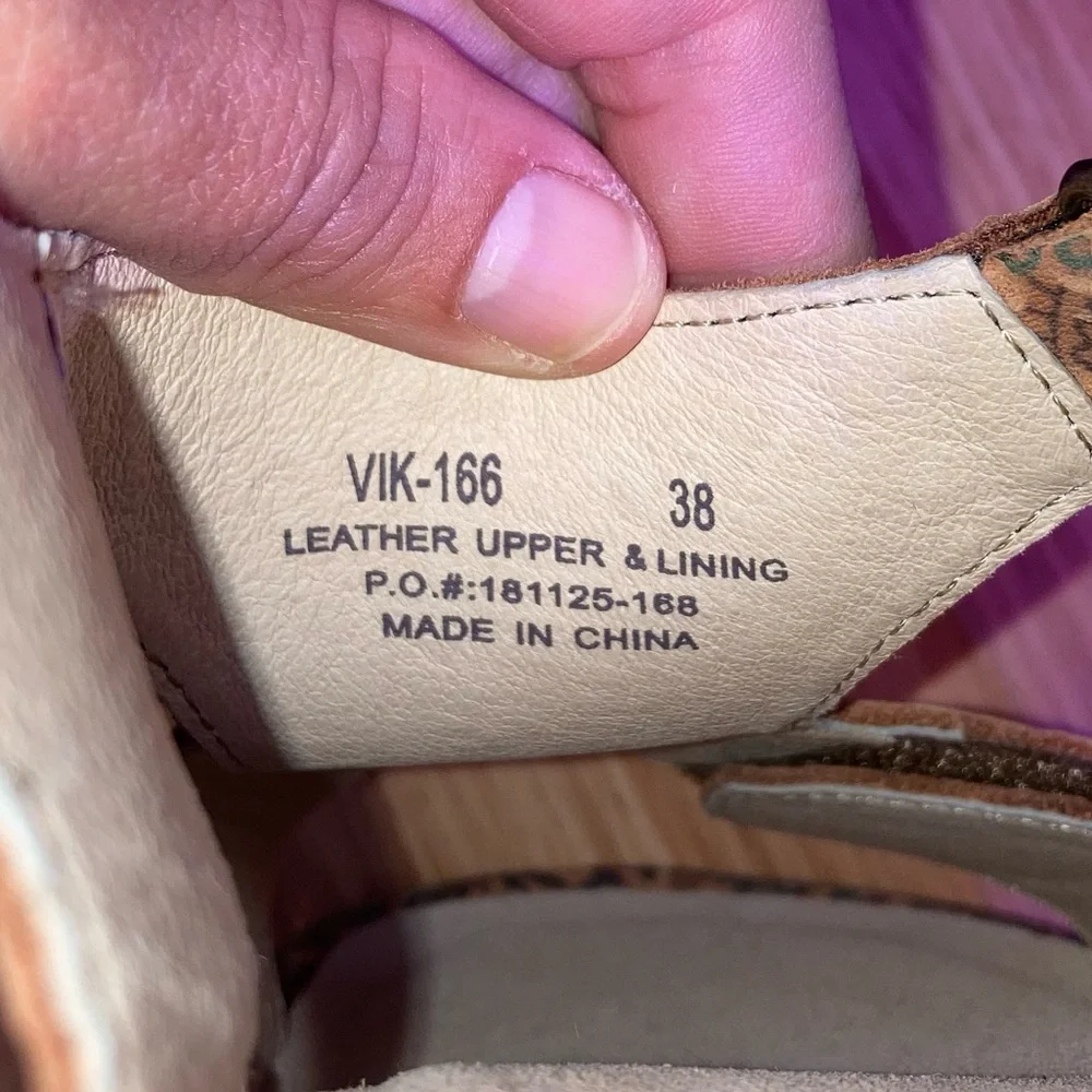 NWOT Algeria Viki Leather Floral Sandal Country Road Tan Green sz 38 / 8 - Picture 8 of 11